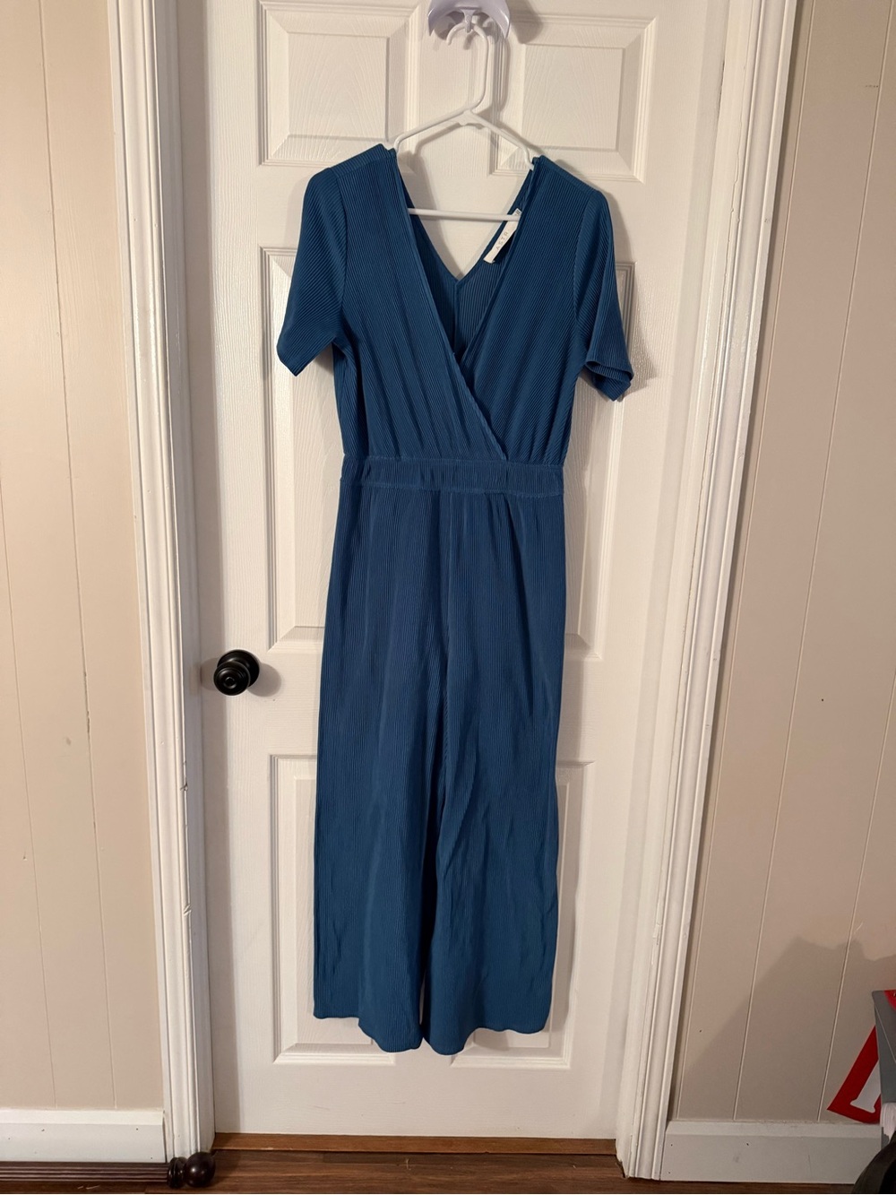 Astr Teal Blue Short-Sleeve V-Neck Jumpsuit - Picture 2 of 4